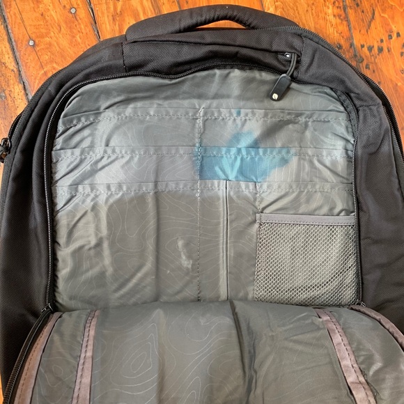 Incase laptop bag - Picture 6 of 6